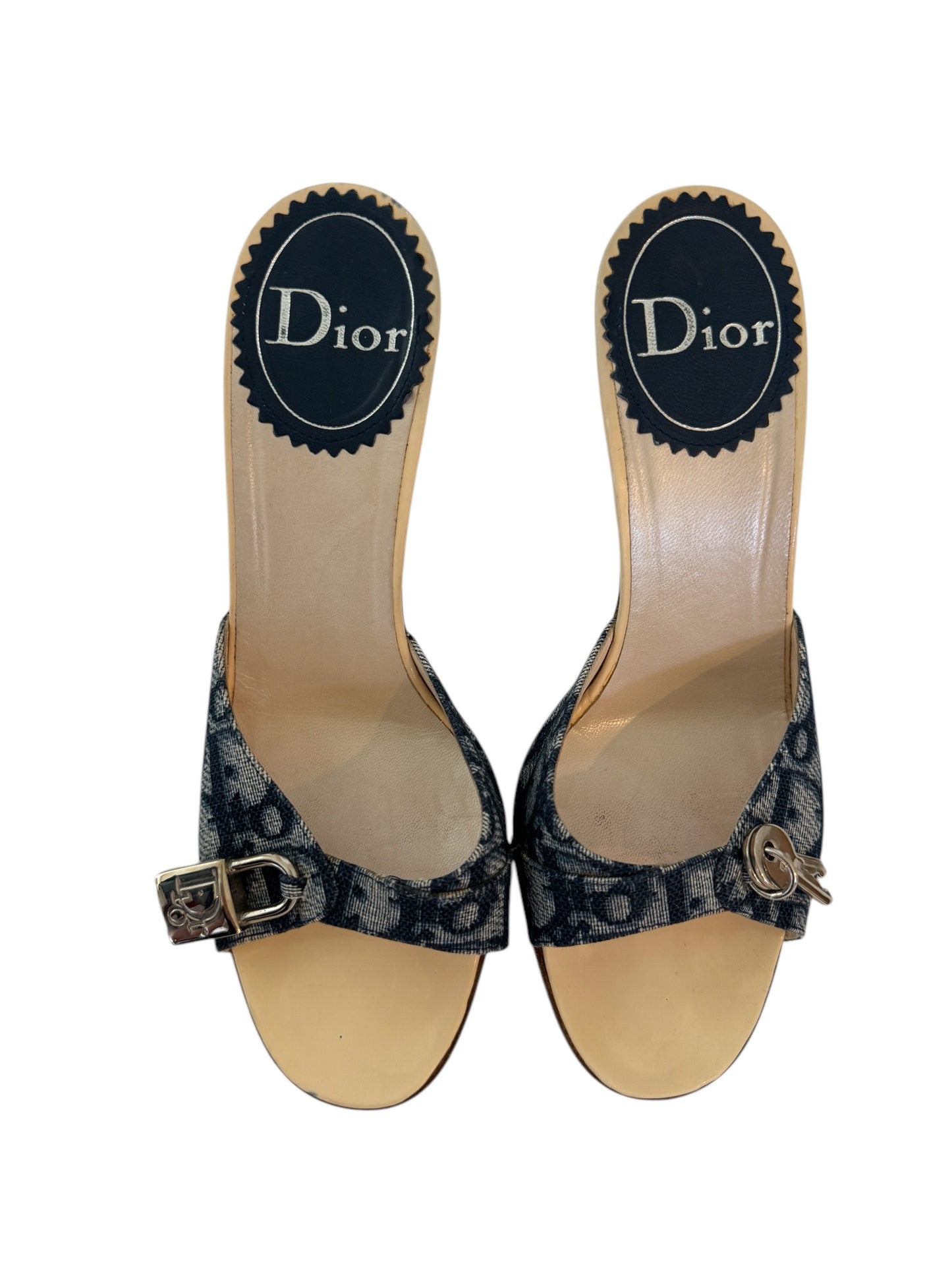 CHRISTIAN DIOR LOCK AND KEY HEELS IT 37