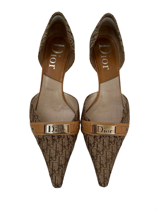 DIOR LOGO KITTEN HEELS IT 40