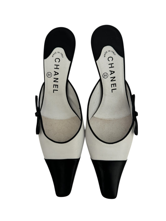 CHANEL MULES IT 37