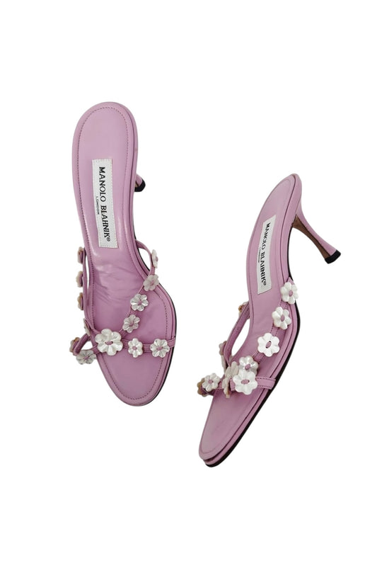 MANOLO BLAHNIK MOTHER OF PEARL FLOWER HEELS 35 IT
