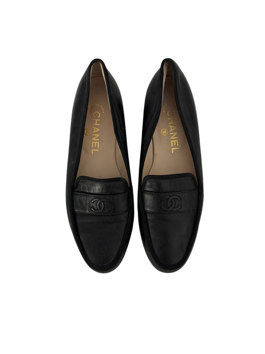 CHANEL INTERLOCKING CC LOGO LOAFERS IT 37.5
