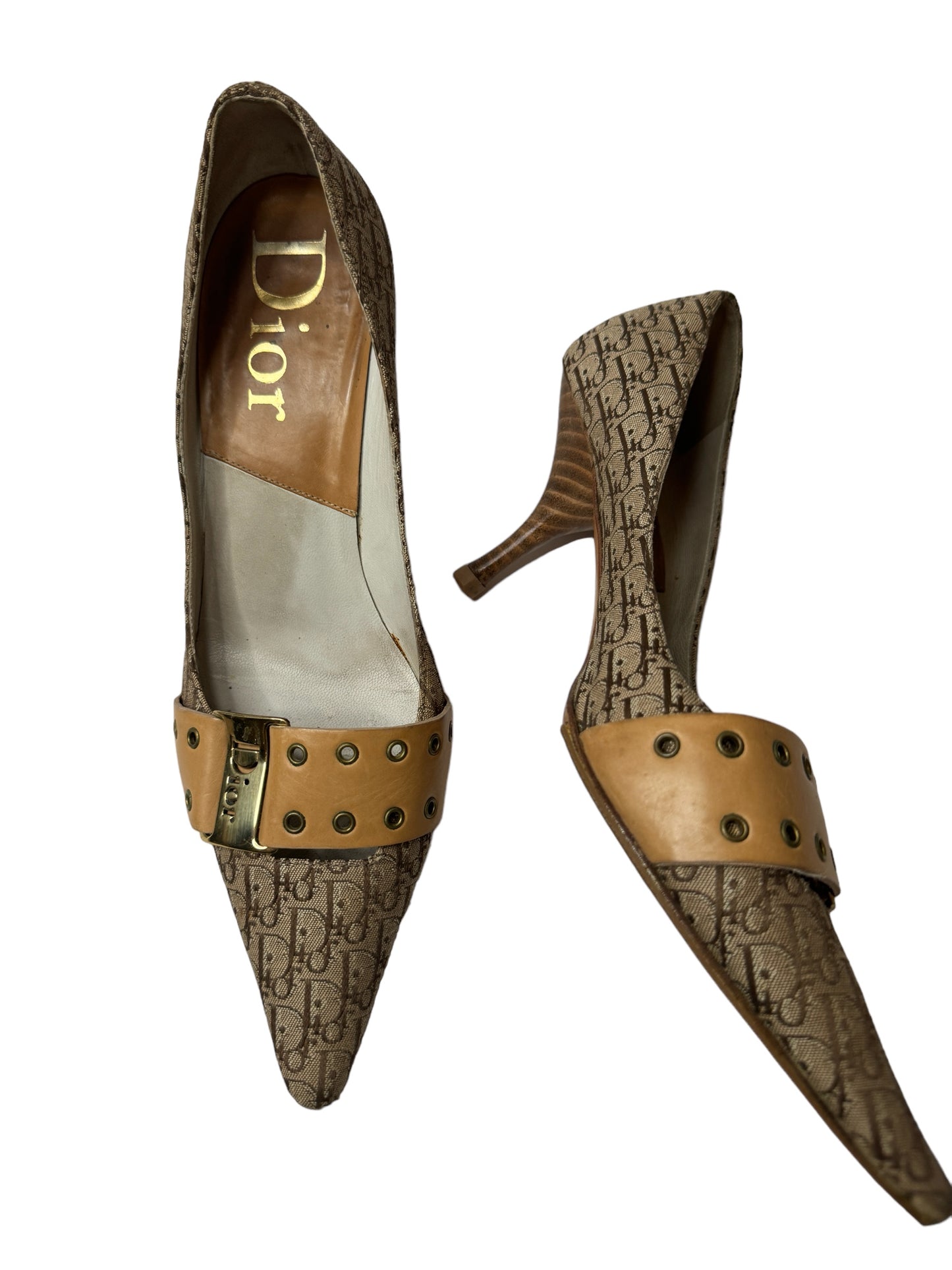 DIOR TAN LOGO GROMMET HEELS IT 37.5